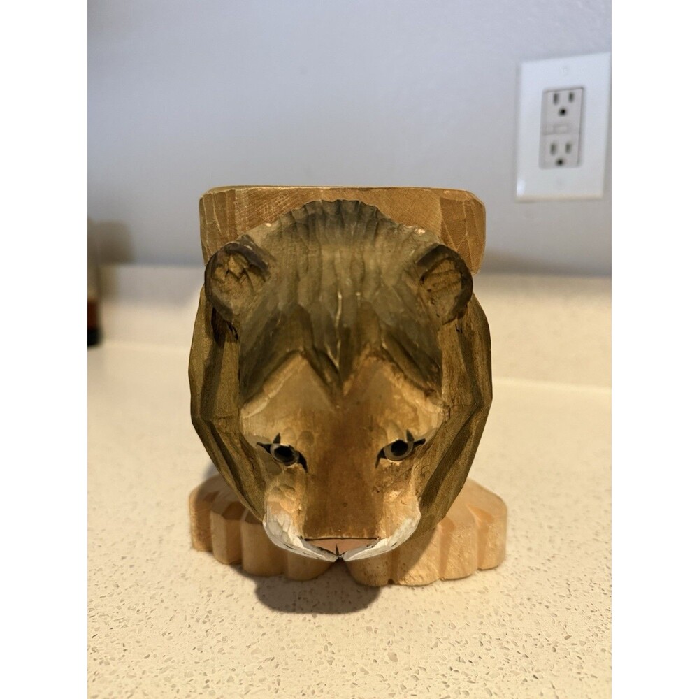 Hand Carved Wooden Lion Stool 10” L Footstool Decore